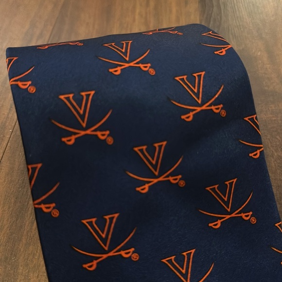 UVA Official 100% Imported Silk Handsewn Tie. - Picture 3 of 8